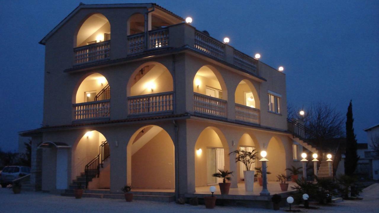 Villa Meli - Apartments Mit Meerblick Medulin Exteriér fotografie